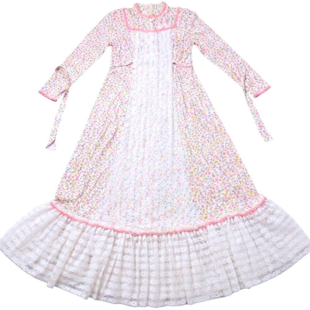 Vintage 1970s Handmade Prairie Dress Floral Lace Maxi Bell Sleeve Cottagecore